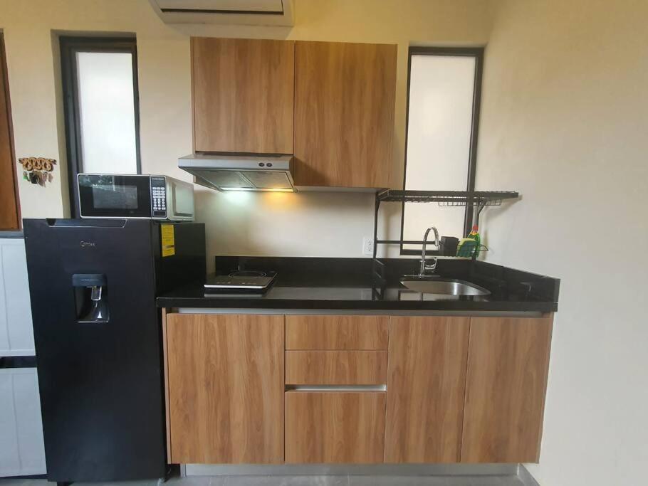 Smart Depas Elegante Apartamento Estudio Totalmente Equipado 图卢姆 外观 照片